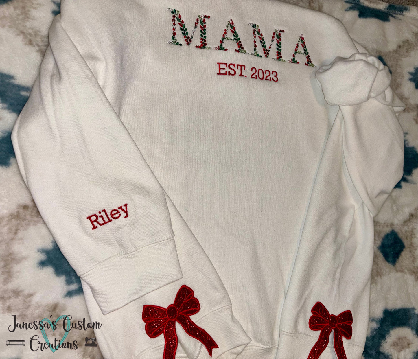 Christmas Mama Bow Sweatshirt